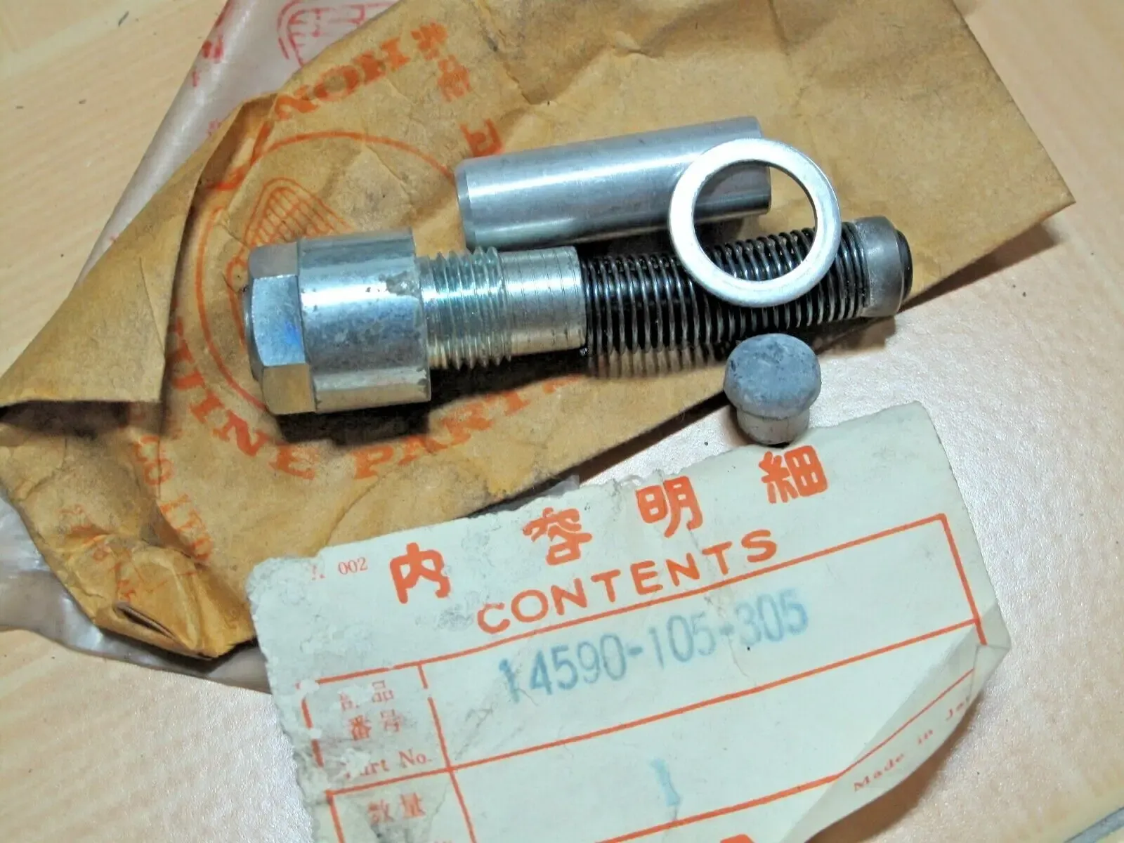 Honda C90 - cam chain & cam chain tensioner