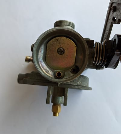 Honda C90 - carburettor choke